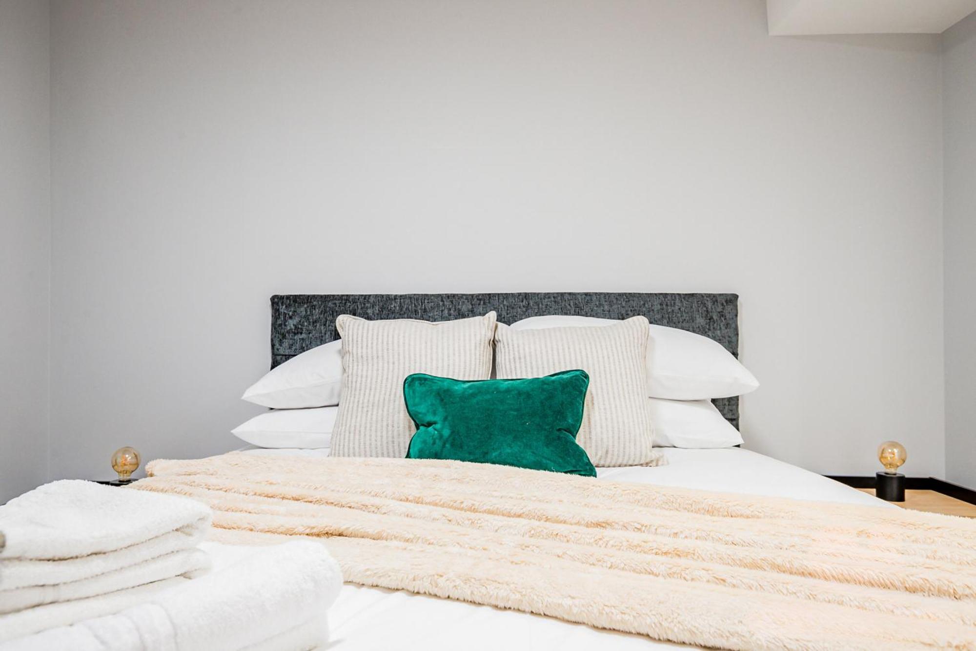 Host & Stay - Bridge Street Apartments Evesham Bagian luar foto